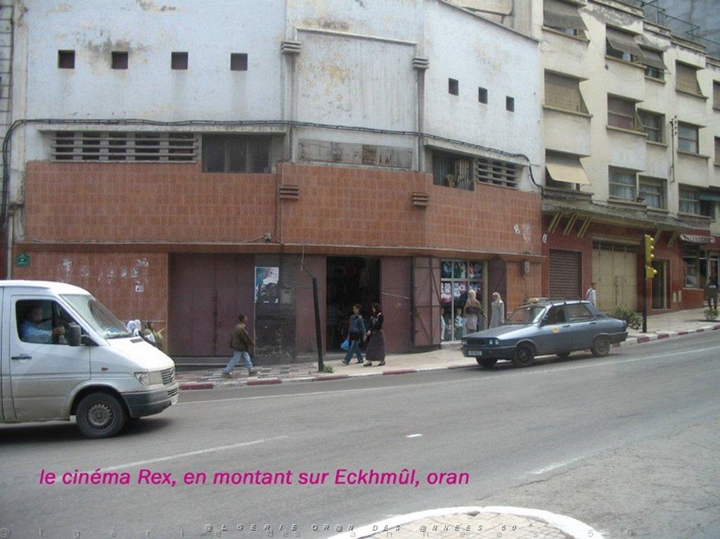 ORAN MAI 2008 2505 Ancien Cinema le Rex.jpg